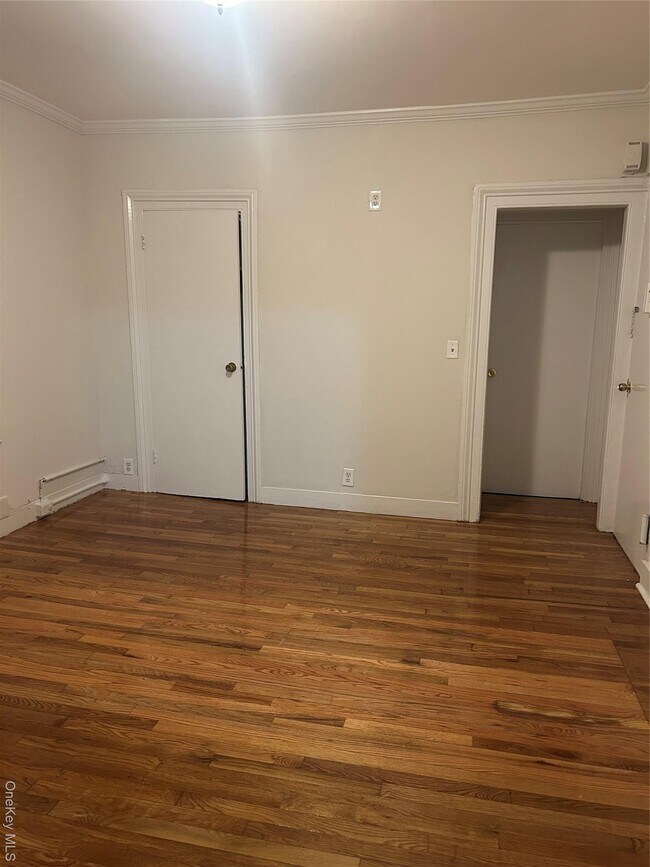 Foto del edificio - 144 Waverly St