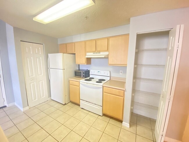 Foto del edificio - 10831 Windsor Walk Dr