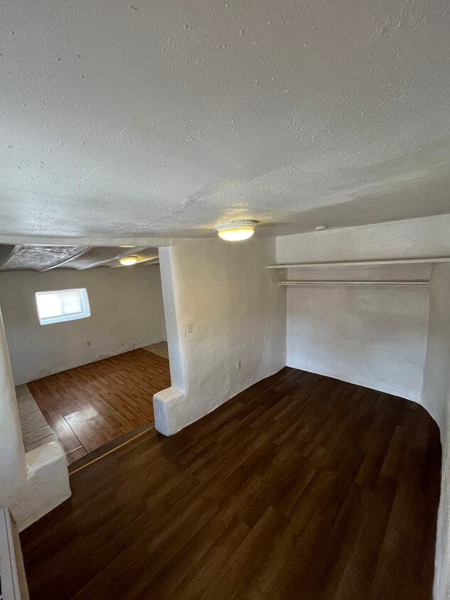 Foto principal - 1203 Barelas St SW