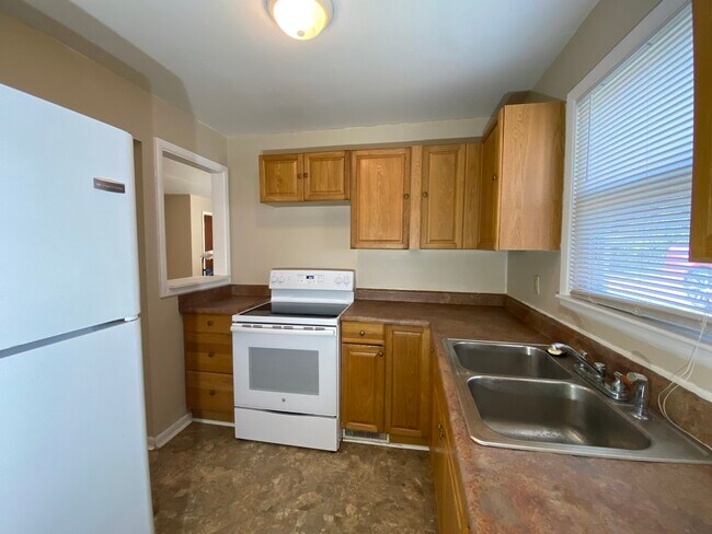 Cocina1 - 1413 63rd St
