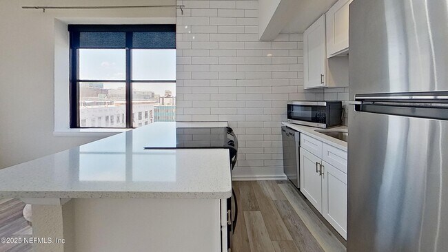 Foto del edificio - 311 W Ashley St