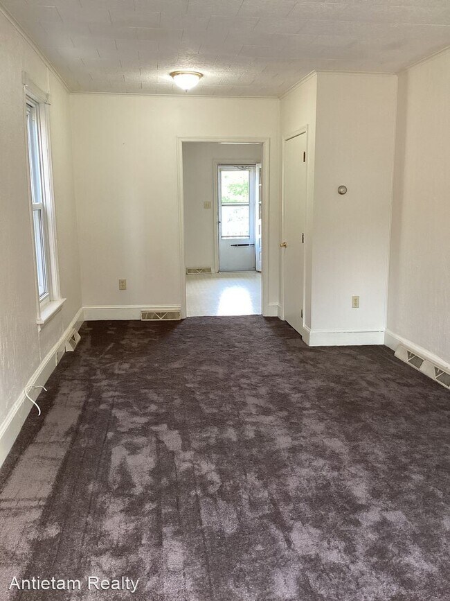 Building Photo - 2 br, 1 bath House - 247 Cleveland Ave.