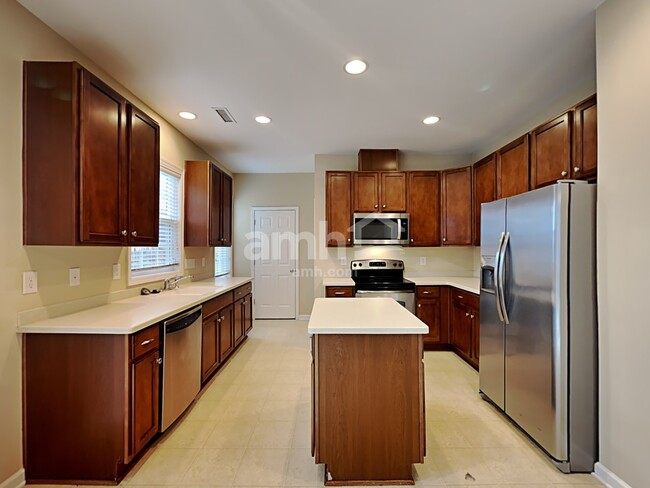 Building Photo - 118 Murray Hill Dr