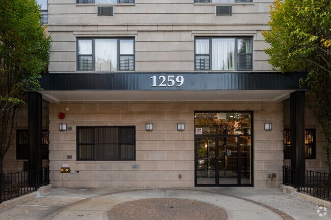 Foto de entrada - The Solara Cooperatives