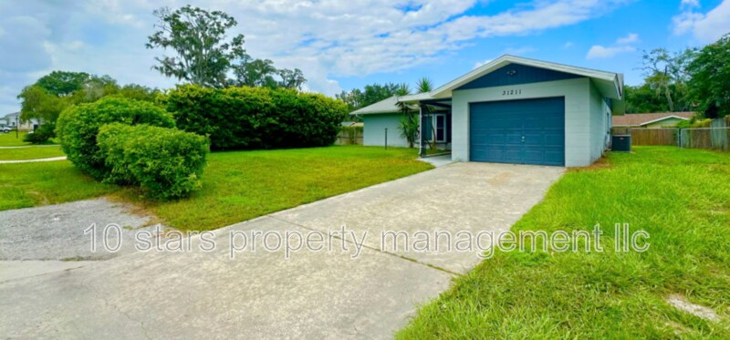 Foto principal - 31211 Stoney Brook Dr