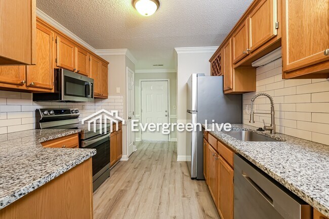 Building Photo - 14 Cedar Knoll Dr