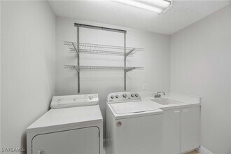 Building Photo - 85 Silver Oaks Cir