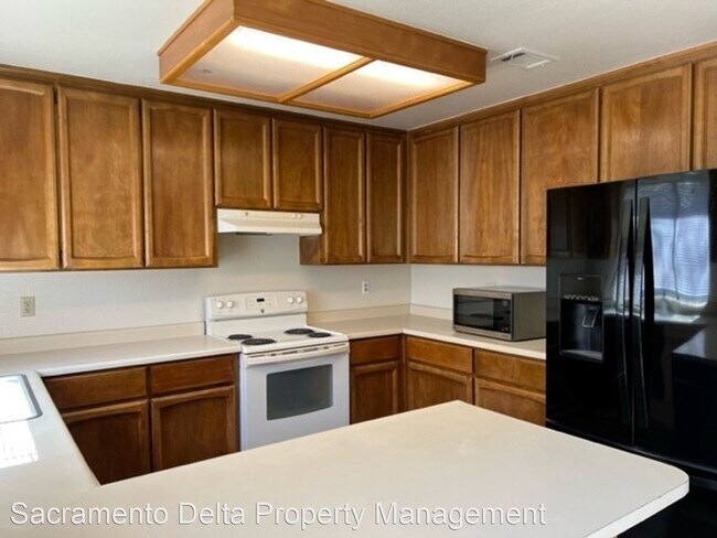 Building Photo - 3 br, 2.5 bath House - 7531 Deltawind Drive