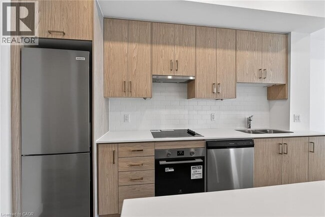 Photo du bâtiment - 461 Green Rd