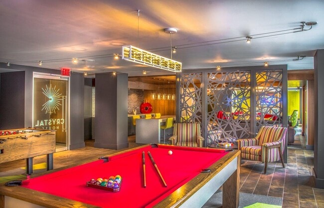 Foto del edificio - Crystal House