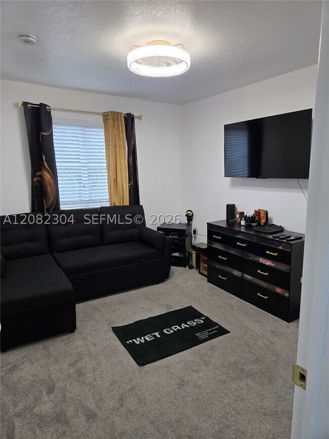 Foto del edificio - 3031 SE 17th Ave