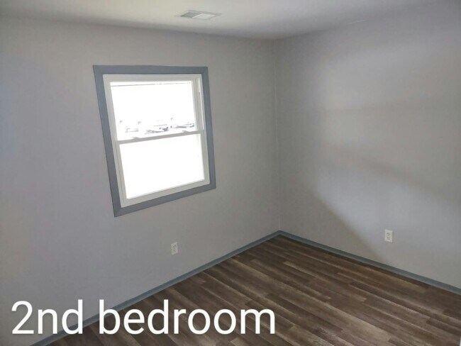 Foto del edificio - 1950 Warren St