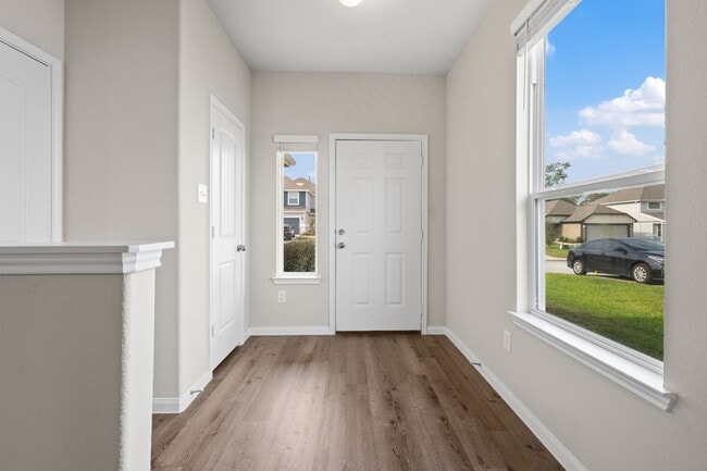 Building Photo - 14032 Lamprey Dr