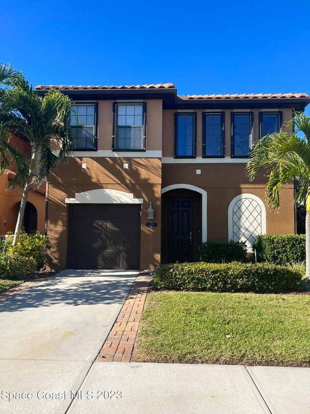 Primary Photo - 146 Clemente Dr