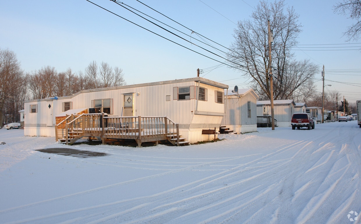 Building Photo - Horvath's Mobile Home Park