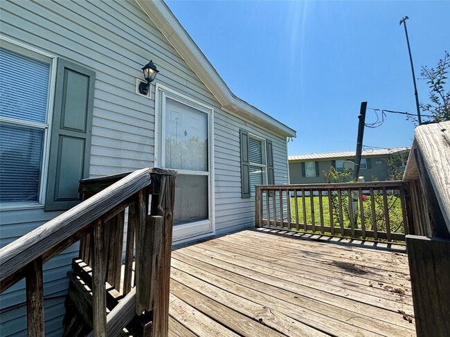 Building Photo - 12733 Pecan Tree Ct