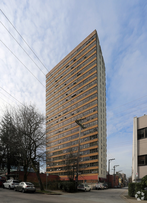 Photo du bâtiment - Robson Place