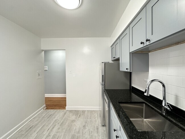 Foto del edificio - 6705 N California Ave