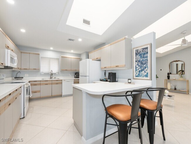 Foto del edificio - 88 Cypress View Dr