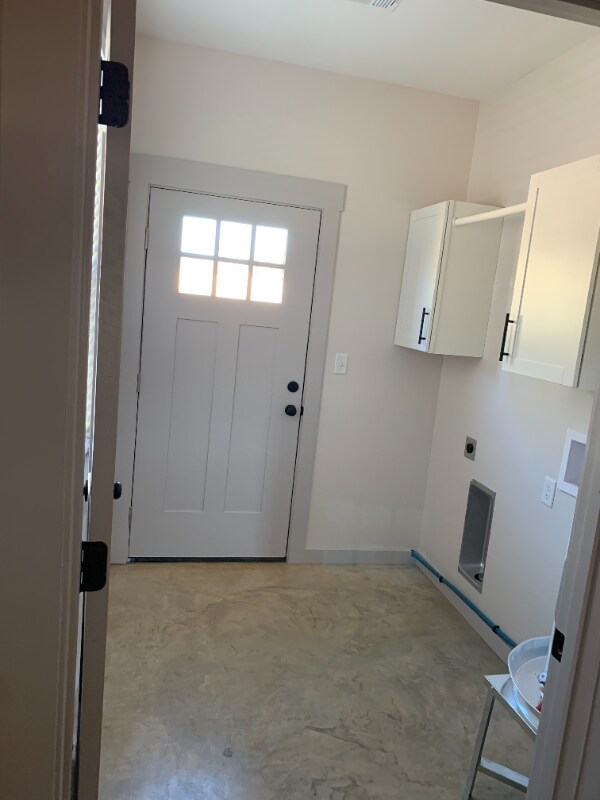 Building Photo - 4524 Wolf Run Trl