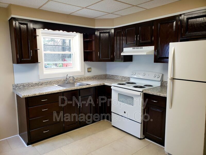 Primary Photo - 1200 Cherry Lane Rd