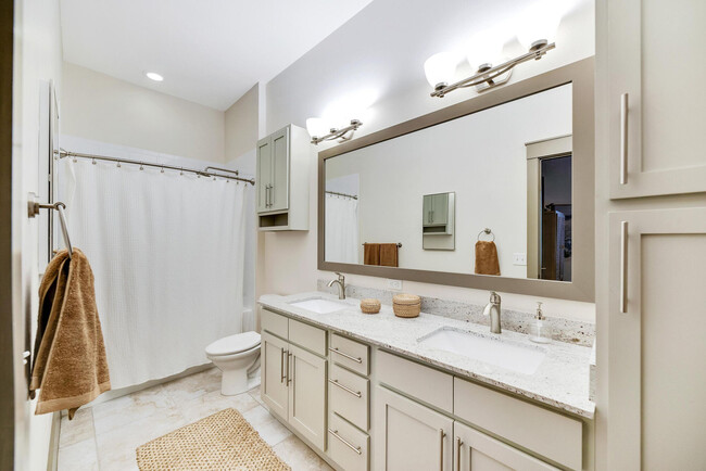 Foto del edificio - Varela Westshore Apartments