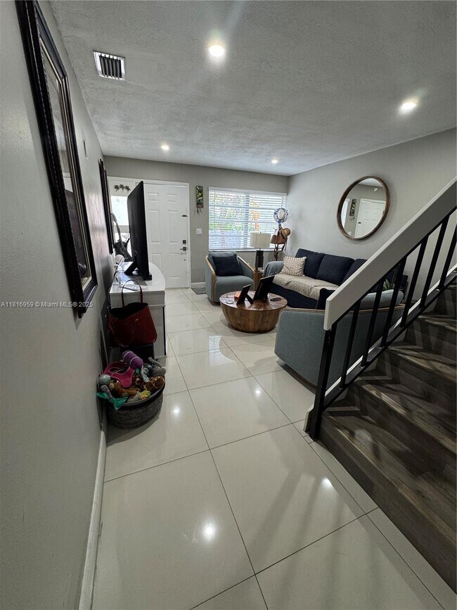 Foto del edificio - 11431 SW 7th Terrace