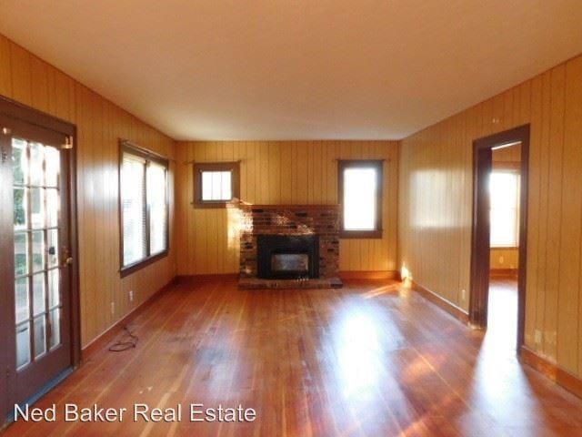 Building Photo - 44109 W McCully Mountain Rd