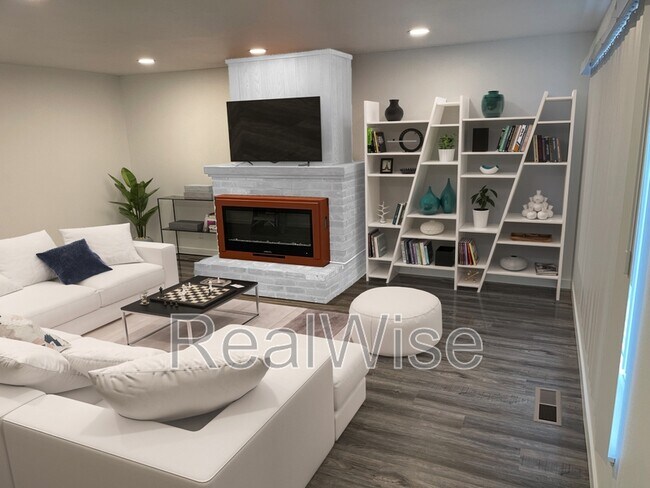 Foto del edificio - 4292 Meadowbrook Ct NE