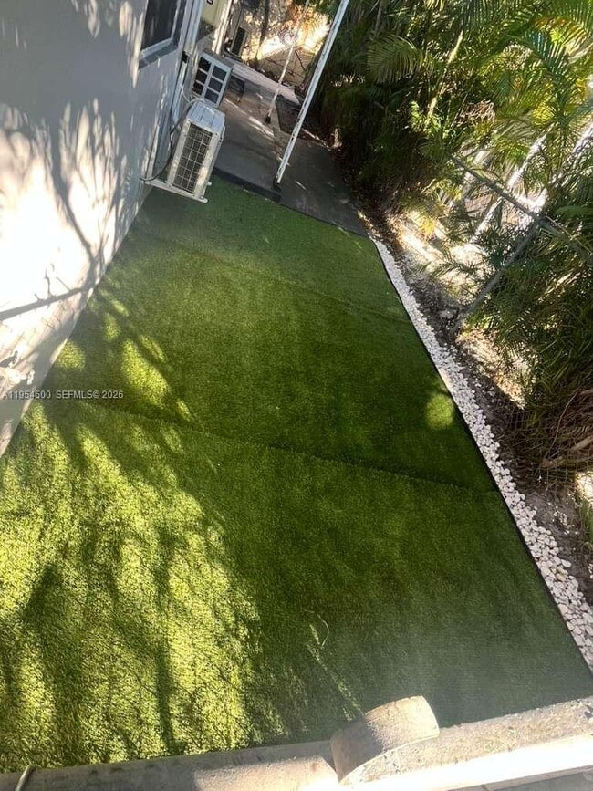 Building Photo - 505 N 24th Ave