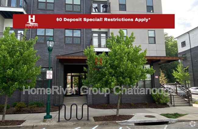 Building Photo - 782 Riverfront Pkwy