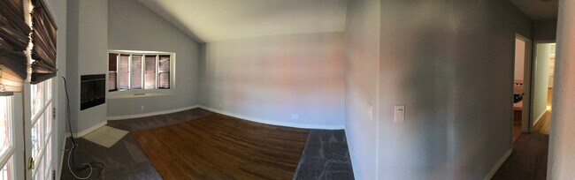 Master Bedroom - 17800 Hartland St