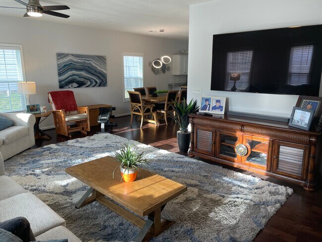 Sala de estar - 130 Roudabush Dr NW