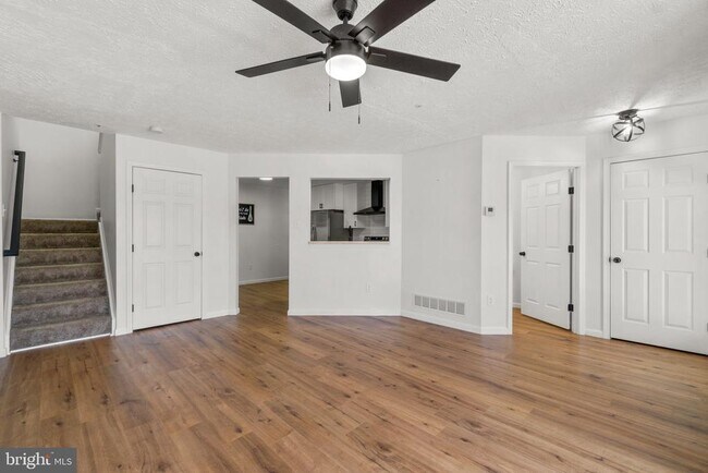 Building Photo - 5307 Regal Ct