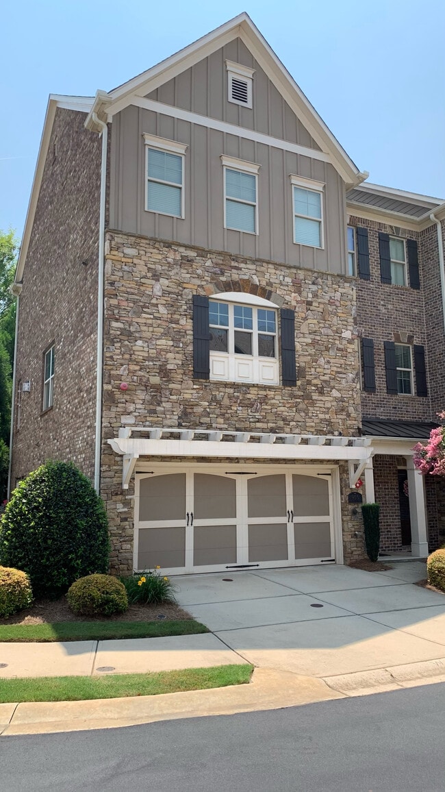 Building Photo - 955 Opelousas Way