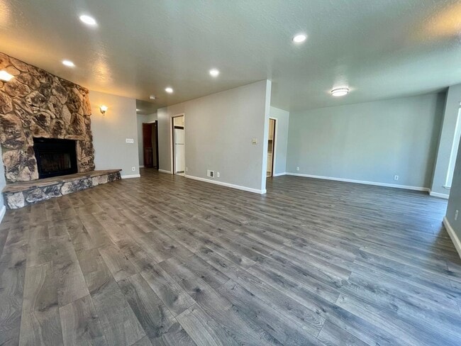 538-540 36th Avenue (1104r) - 538-540 36th Avenue (1104r) Apartment