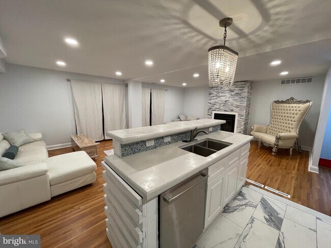 Foto del edificio - 701 Lombard St