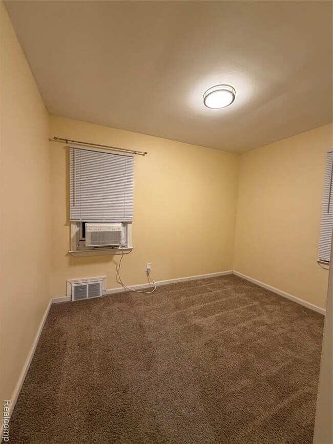 Foto del edificio - 776 John Daly St