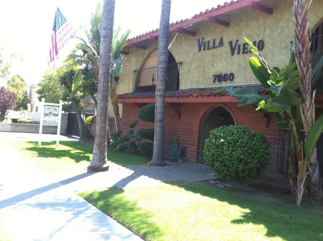 7860 Stewart and Gray Rd, Downey, CA 90241 Apartments in Downey, CA