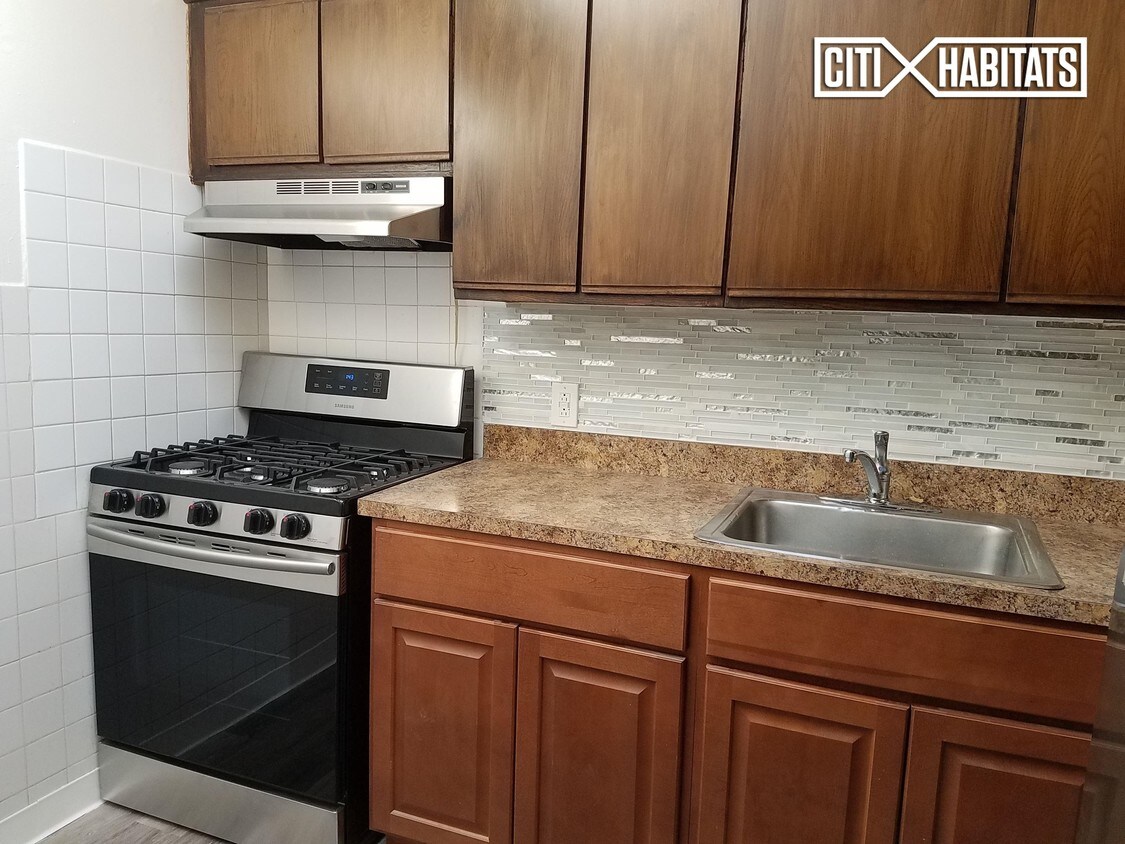 Foto principal - 710 Evergreen Ave
