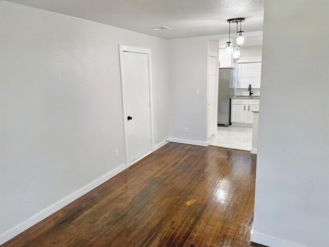 Foto del edificio - 3221 NE 16th St