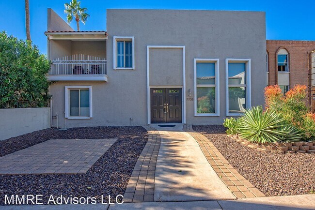 Foto del edificio - 3 br, 3 bath House - 7708 E Camelback Rd