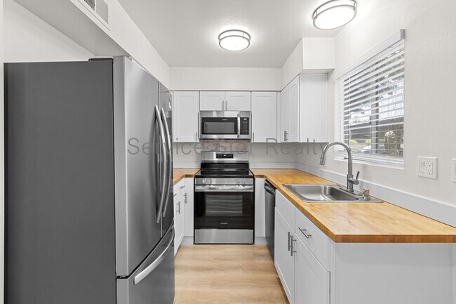 Foto del edificio - 4610 N 68th St