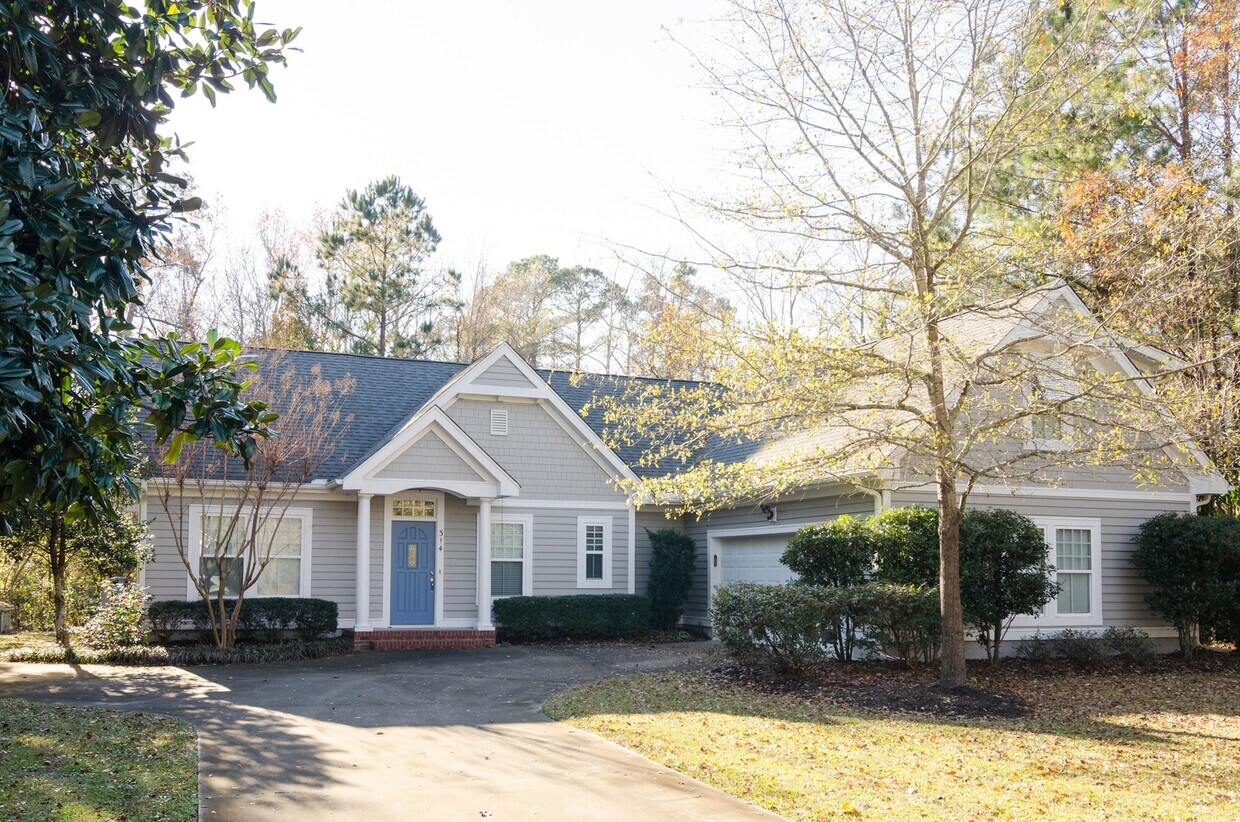 Primary Photo - 314 Shorepoint Drive
