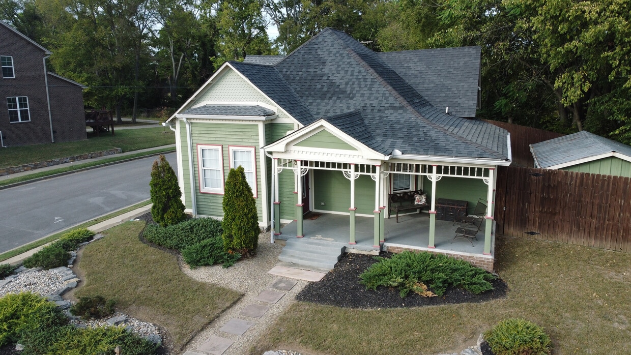 Charming historical home with front porch - 1634 10th Ave N