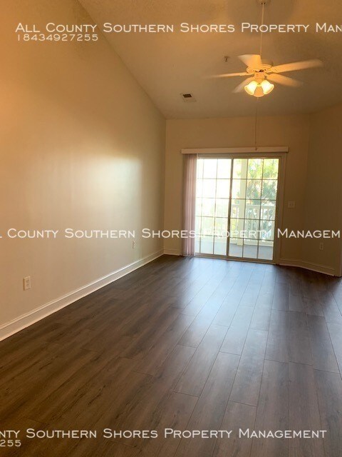 Building Photo - 3 BR 2 BA Third Floor Condo - Fountain Pointe