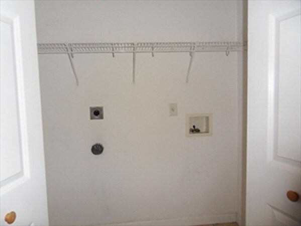 Foto del edificio - 220 N Main St