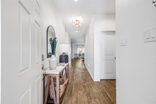 Building Photo - 22627 Petrizzi Ln