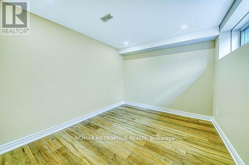Building Photo - 1201 Chateau Ct