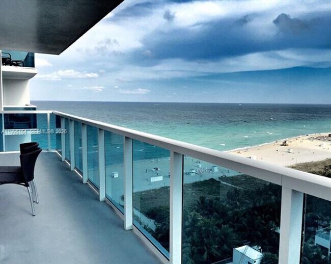 Foto del edificio - 2301 Collins Ave